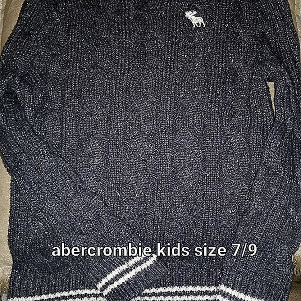 Abercrombie &Fitch sweater kids size 7/8